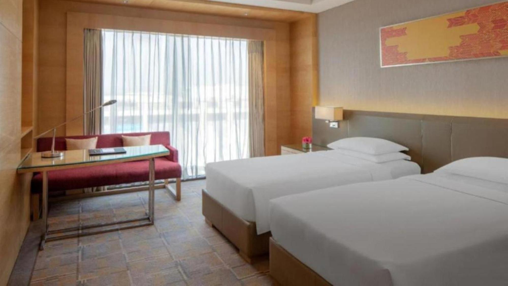 Hotel Seven Inn Near Delhi Airport نيودلهي المظهر الخارجي الصورة