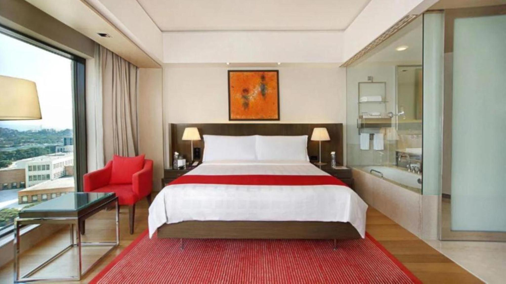 Hotel Seven Inn Near Delhi Airport نيودلهي المظهر الخارجي الصورة